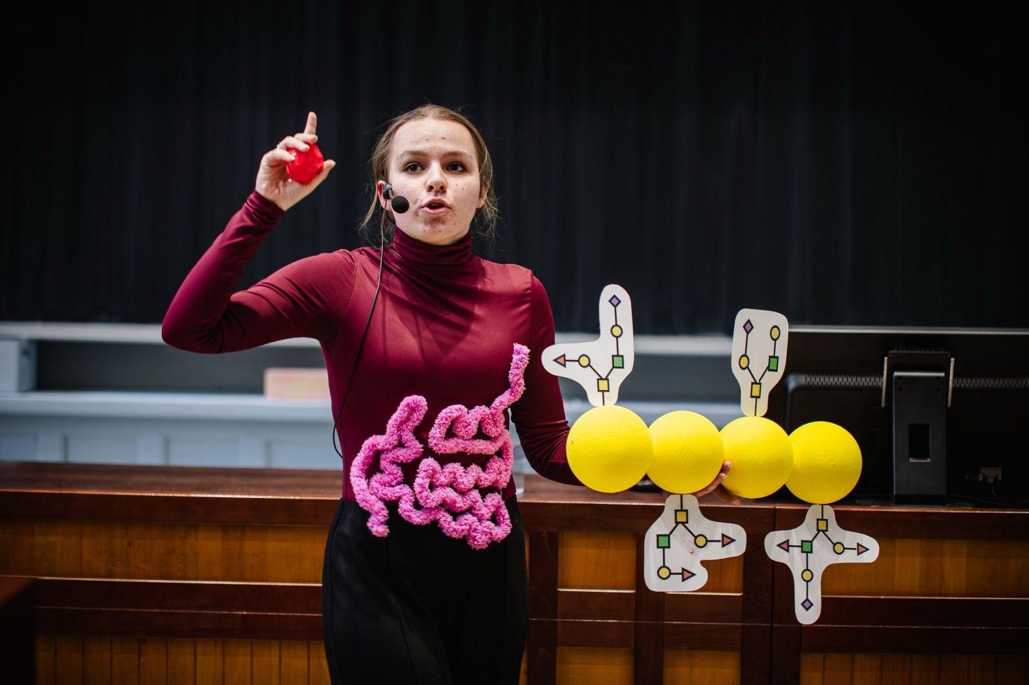 Talented Adéla Podholová