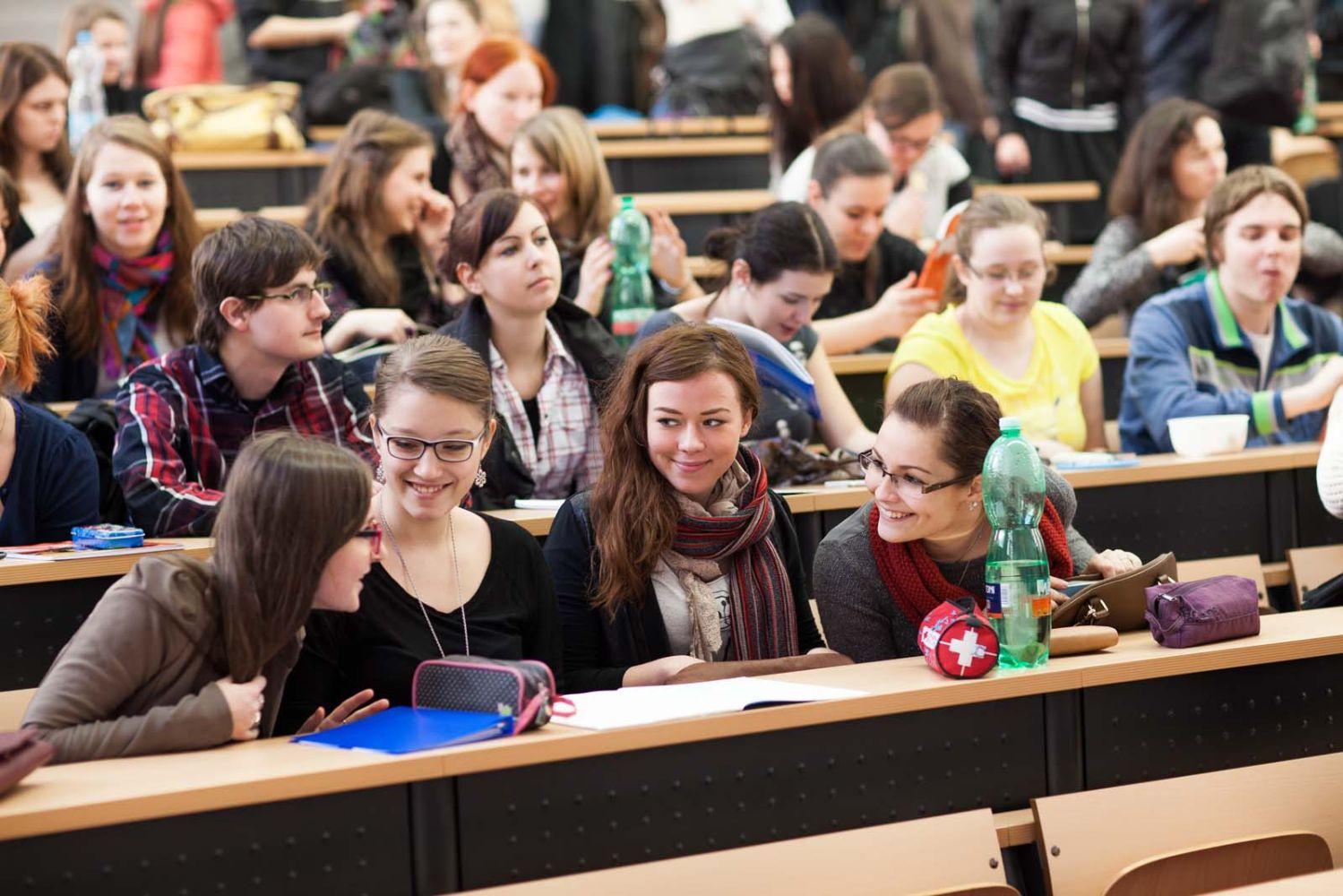 Informace pro studenty Ústavu chemického inženýrství